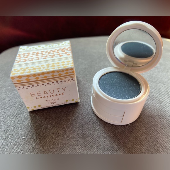 Beauty by POPSUGAR Trio Time Eye Shadow Compact! New In Box! - Picture 5 of 12